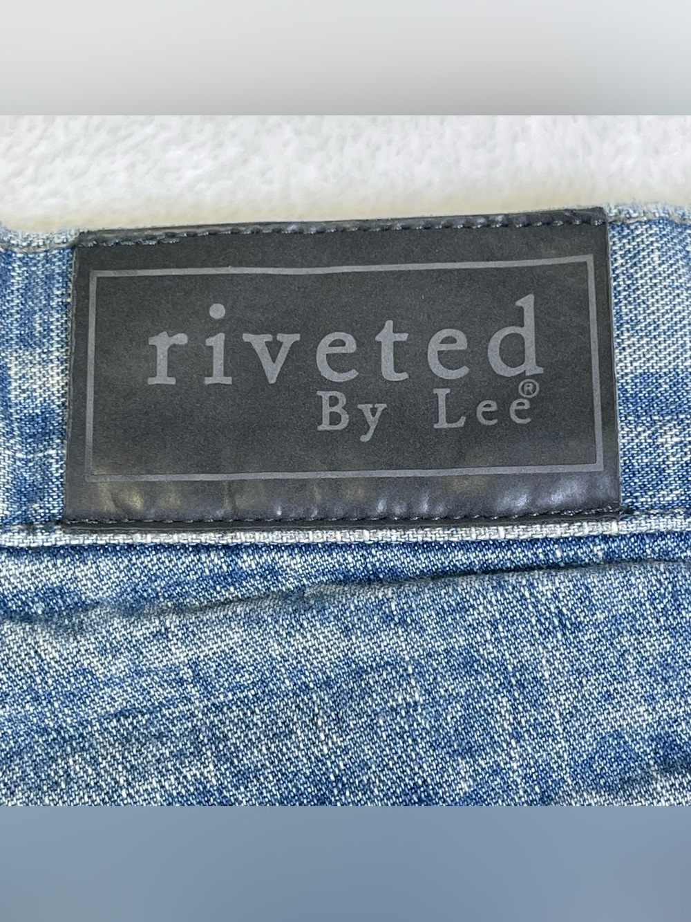 Vtg Riveted by Lee Women’s 14 High-Rise Light Blue Denim Jean Mom Shorts Summer - Picture 5 of 10